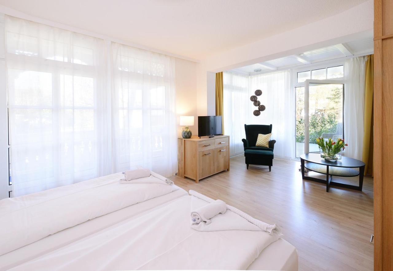 Hotel Villa Granitz บาเบอ ภายนอก รูปภาพ