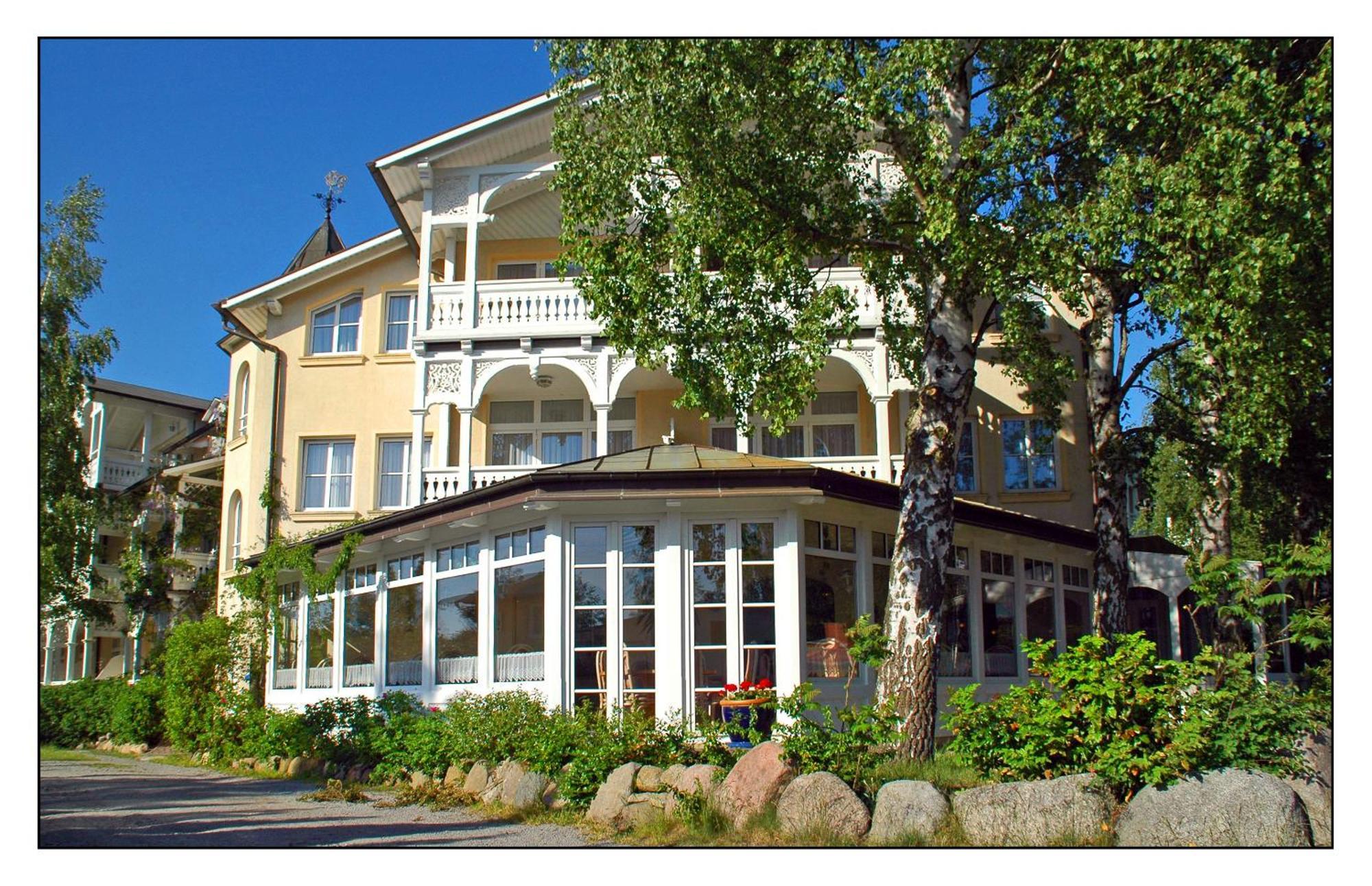 Hotel Villa Granitz บาเบอ ภายนอก รูปภาพ